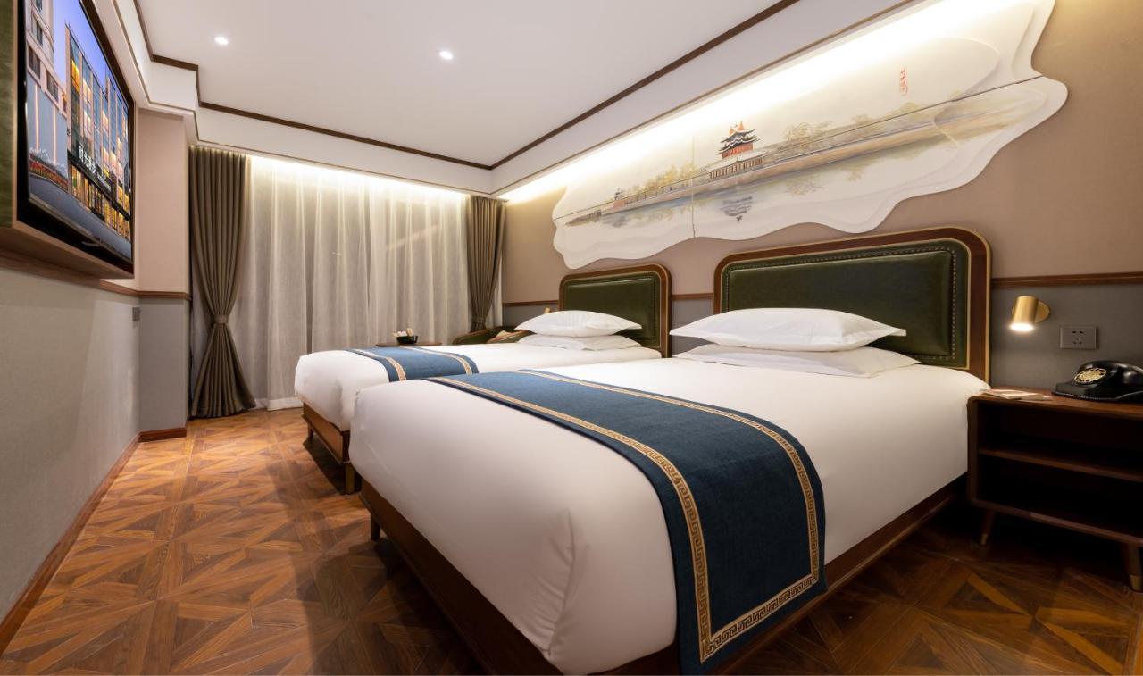 Nost Algia S Hotel Near Beijing Cbd - Cctv, China Zun, Skp And Sanlitun, Tian'Anmen Square, Forbidden City, Free Daily Necessities, Free Night Snack, Free Laundry, English Communication Well, Free Travel Advice , Free Gymnastic, Exterior foto
